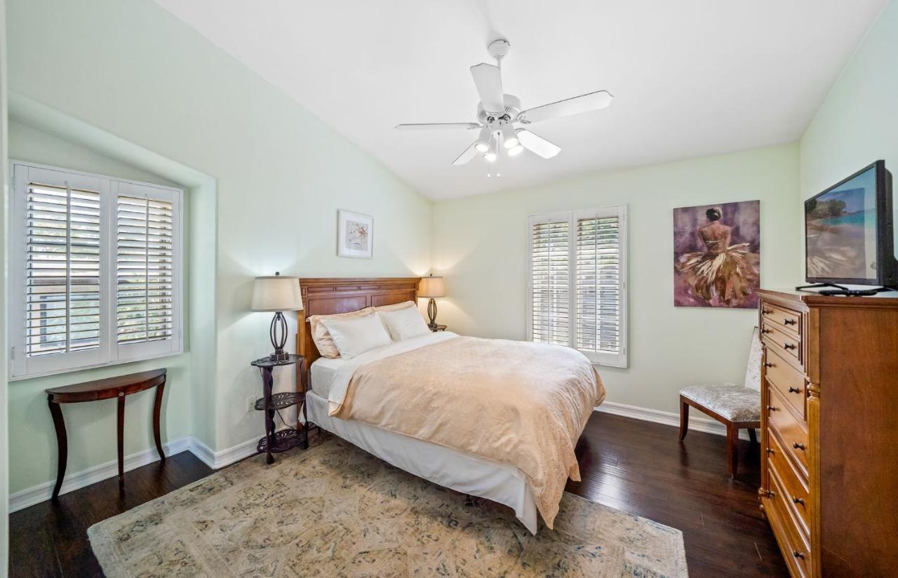 Hollywood Hills Homestay Los Angeles Exterior photo